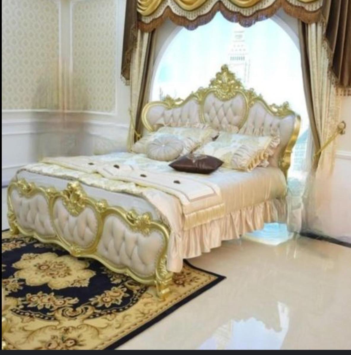 Empress Madani Palace Hotel Surrey Ngoại thất bức ảnh
