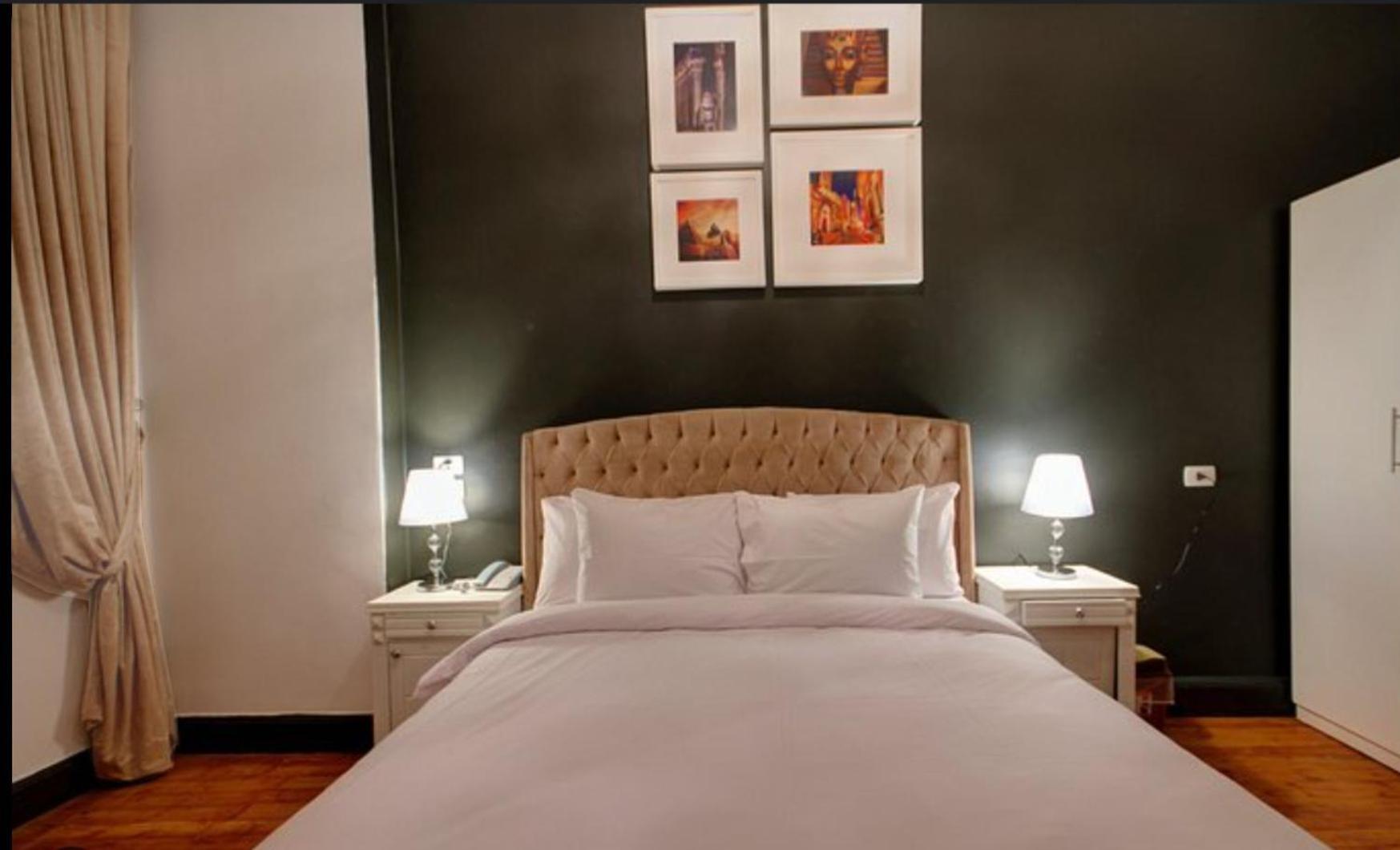 Empress Madani Palace Hotel Surrey Ngoại thất bức ảnh